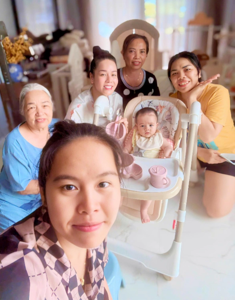 Mẹ từ quê lên phụ nhật kim anh chăm con gái - 5
