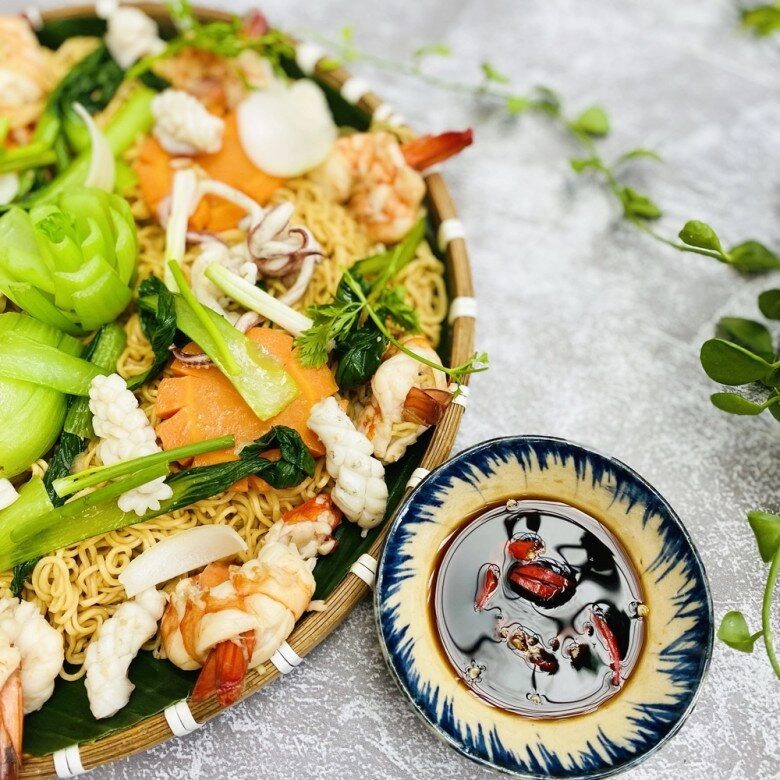 Mì xào hải sản cực ngon để dành ăn sáng dịp tết độc lập đến nhà hàng cũng phải chào thua - 11
