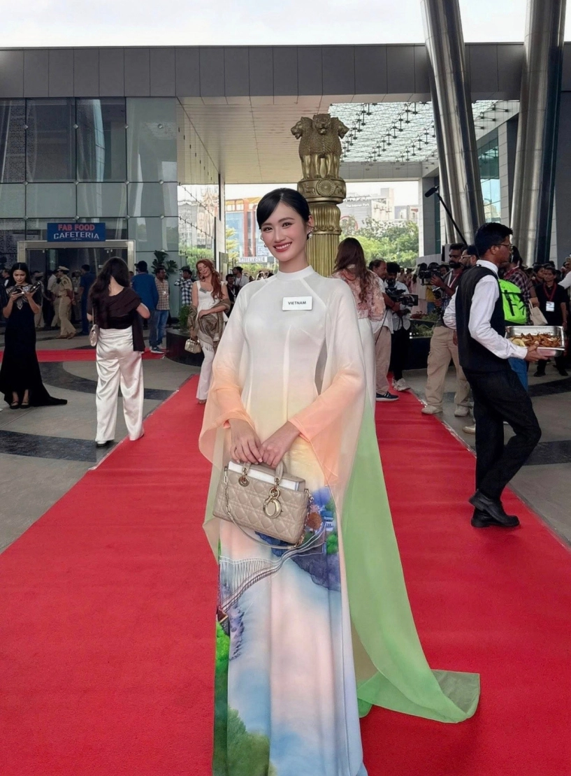 Miss world 2025 loạt trang phục đậm tinh thần văn hóa việt của hoa hậu ý nhi - 6