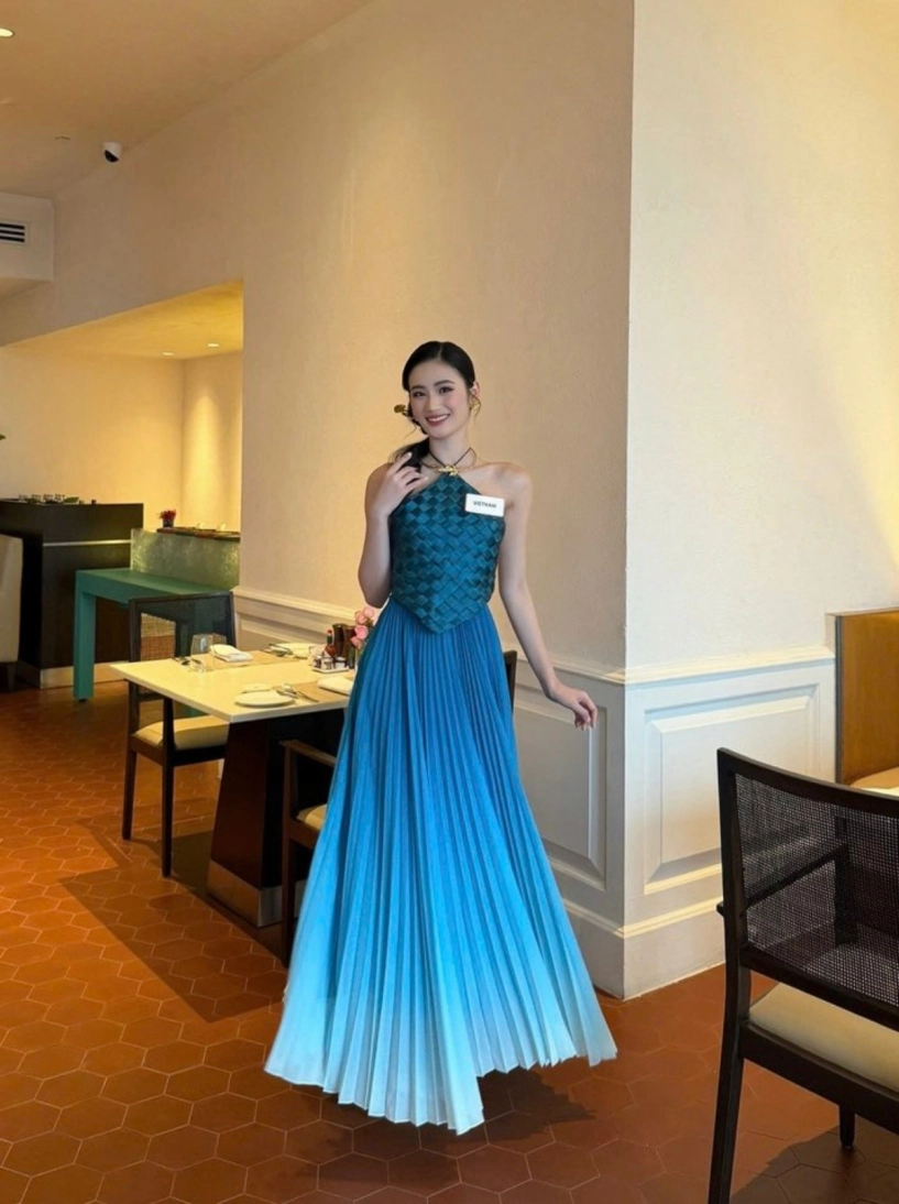 Miss world 2025 loạt trang phục đậm tinh thần văn hóa việt của hoa hậu ý nhi - 10