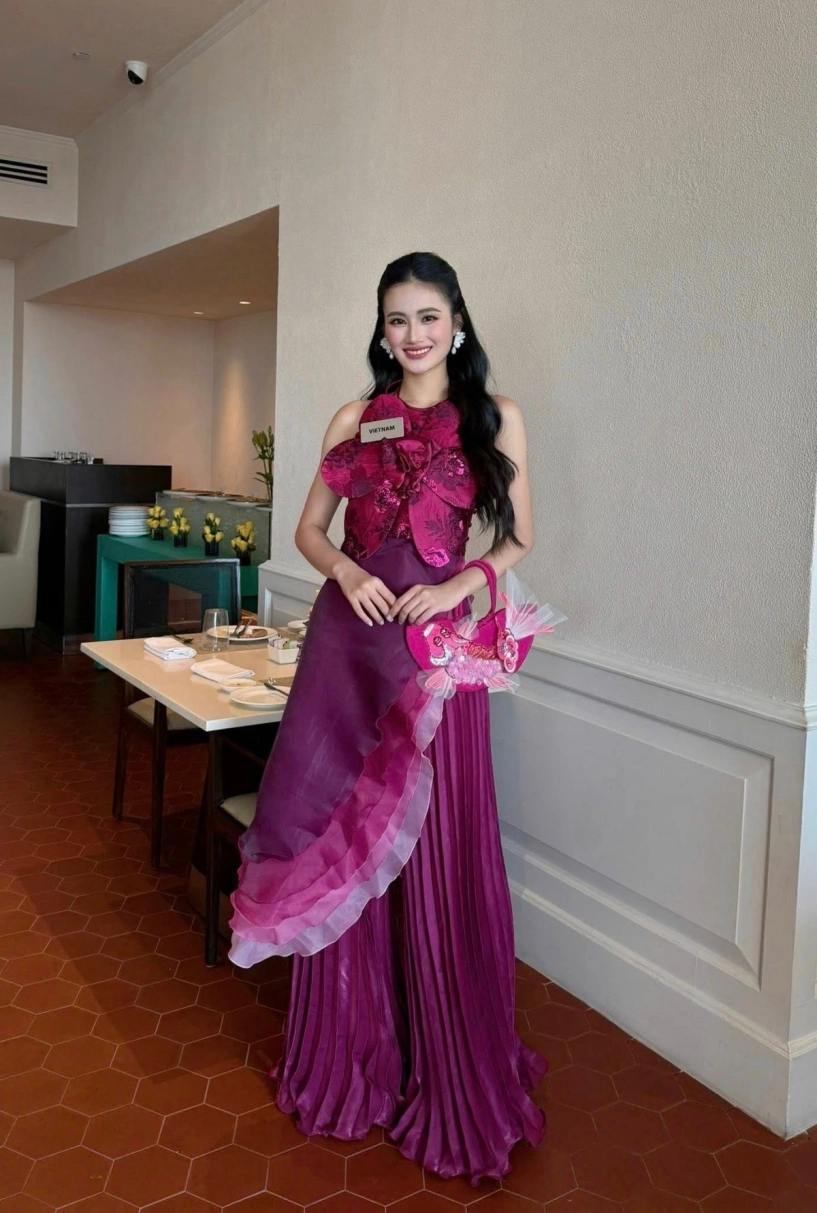 Miss world 2025 loạt trang phục đậm tinh thần văn hóa việt của hoa hậu ý nhi - 13