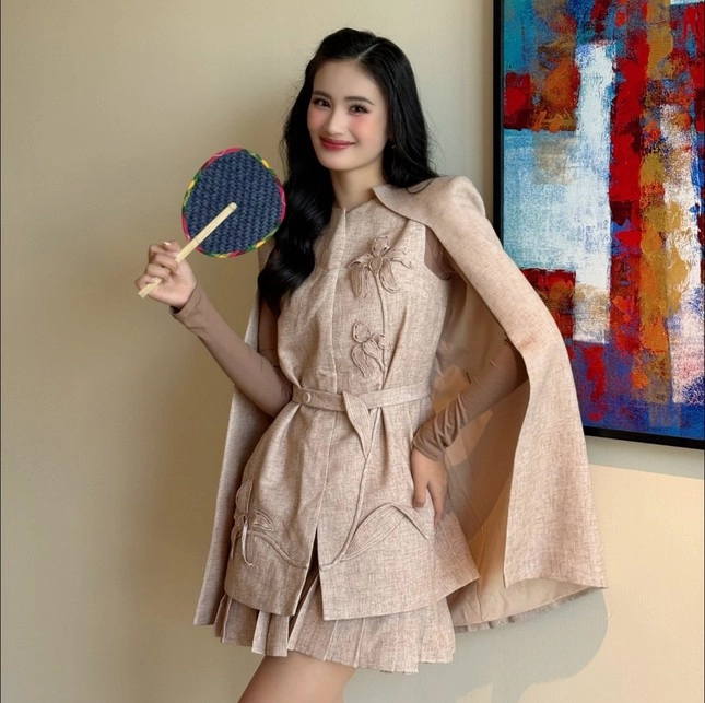 Miss world 2025 thay đổi style liên tục hoa hậu ý nhi vẫn bị góp ý một chi tiết - 11