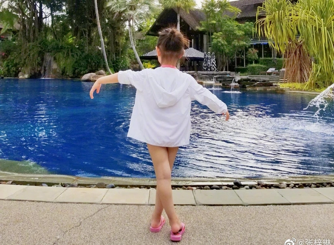 Mỹ nhân 8x đăng quang hoa hậu thế giới từ chối đại gia lấy anh thường dân cảnh làm mẹ 2 con thật bất ngờ - 7