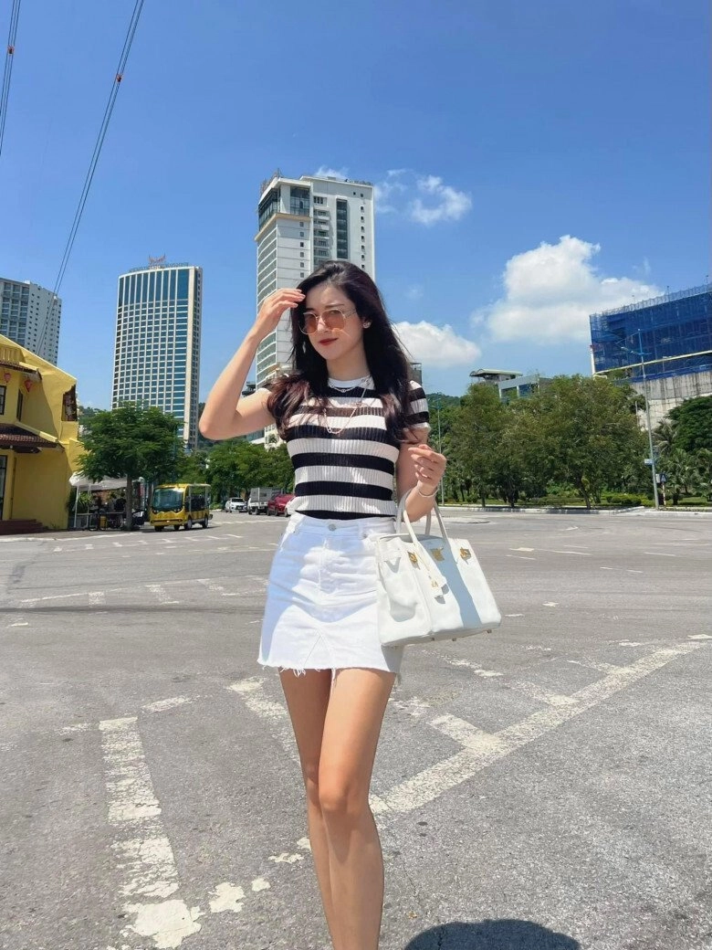 Mỹ nhân ngủ gật triệu like từng được báo trung khen là quốc bảo việt nam có gu ăn mặc toát mùi tiền - 12