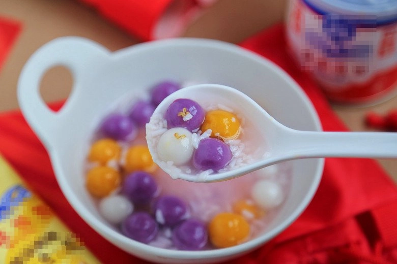 Cách nấu chè khoai bí đỏ mềm dẻo ngọt ngon thanh mát để giải khát ngày hè - 7