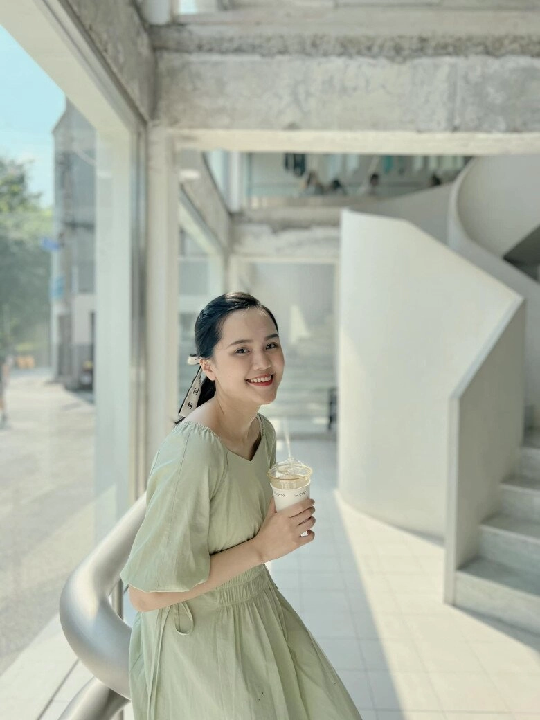 Nàng wag việt này cứ ăn mặc giản dị là bị réo tên chỉ cần điều chỉnh một điểm này đảm bảo mặc gì cũng sang - 11