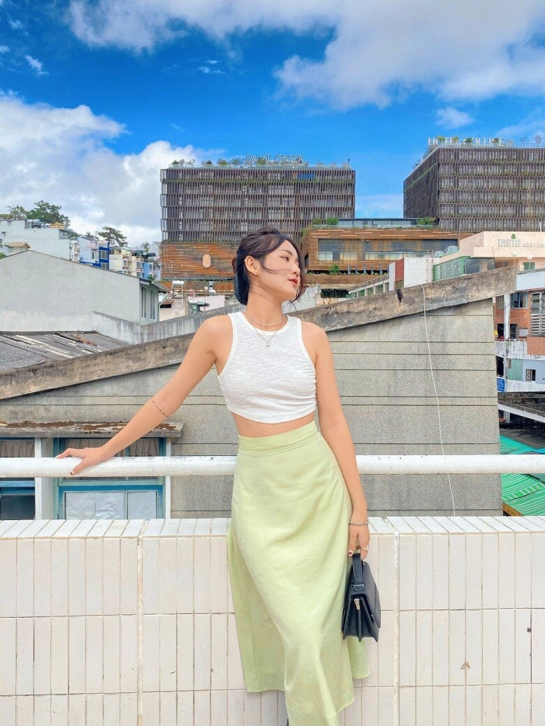 Nếu chỉ được chọn 1 chiếc váy để mặc suốt mùa hè tôi sẽ chọn ngay kiểu váy tinh hoa hội tụ vừa sang vừa mát lại tôn dáng - 12