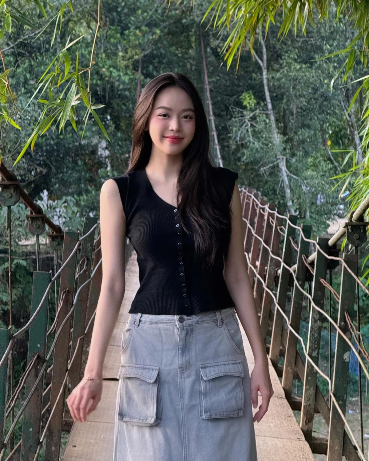 Ngắm thời trang loạt sao việt là muốn chốt đơn ngay 5 mẫu áo siêu xinh bạn bè hỏi xin chỗ mua tới tấp - 11