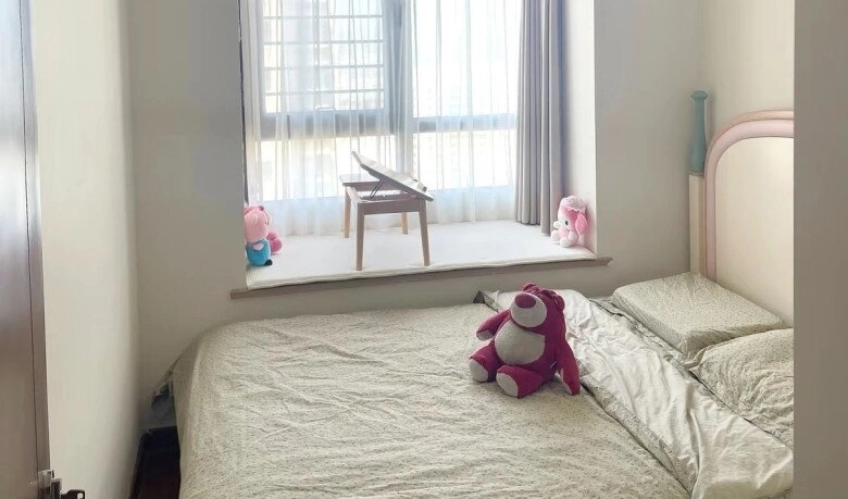 Ngày càng nhiều người không lắp giường đôi những chiếc giường kiểu mới này có thể biến một phòng thành 2 phòng - 4