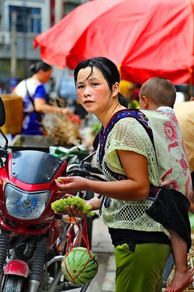 Ngày của mẹ những thước ảnh đầy xúc động về tình mẫu tử chạm tới trái tim triệu người xem - 14