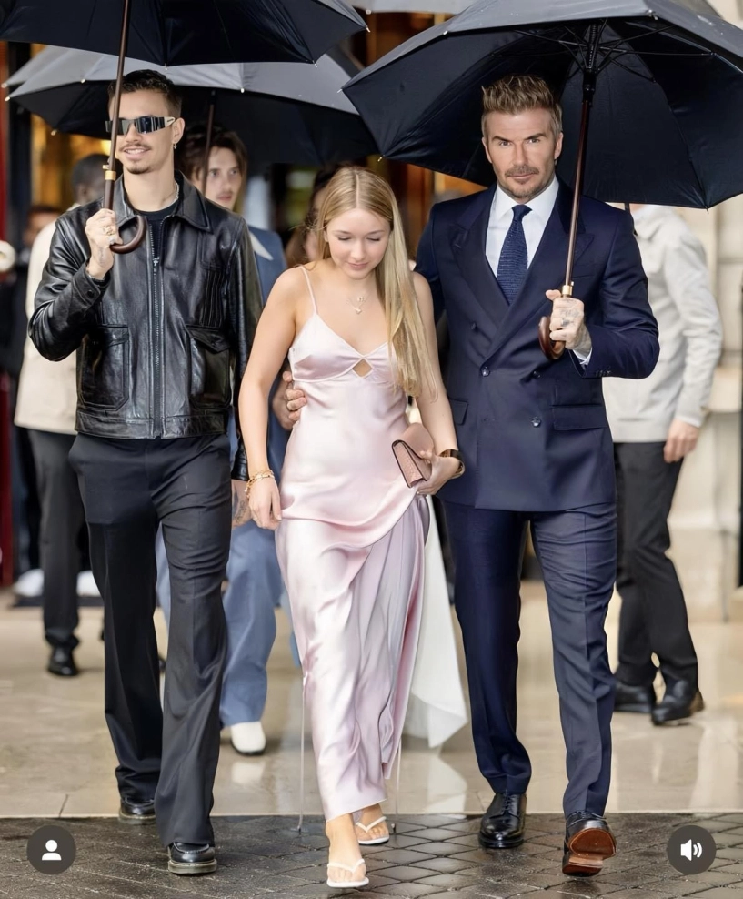 Ngày nào còn bế trên tay con gái beckham trổ mã xinh đẹp - 9