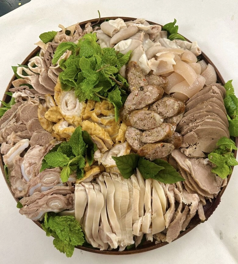 Người đàn ông được tăng thanh hà công khai nói yêu nấu gì cũng bắt mắt toàn món dân dã nhìn mà thèm - 11