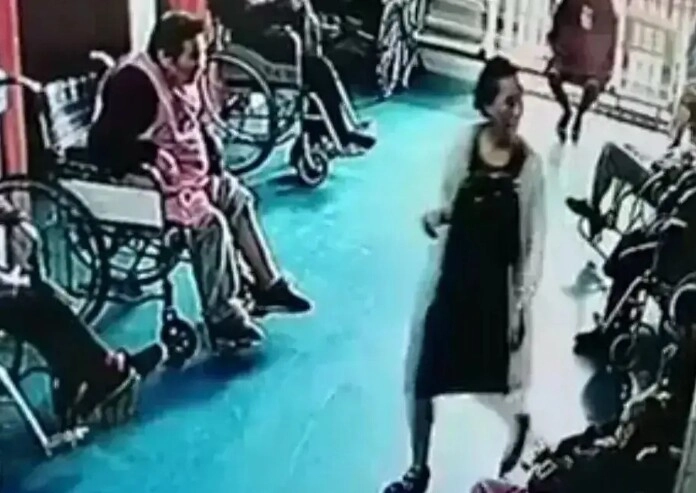 Người lạ giả làm con gái đến thăm mẹ già 88 tuổi suốt 6 tháng thân phận thực sự khiến gia đình ngã ngửa - 2