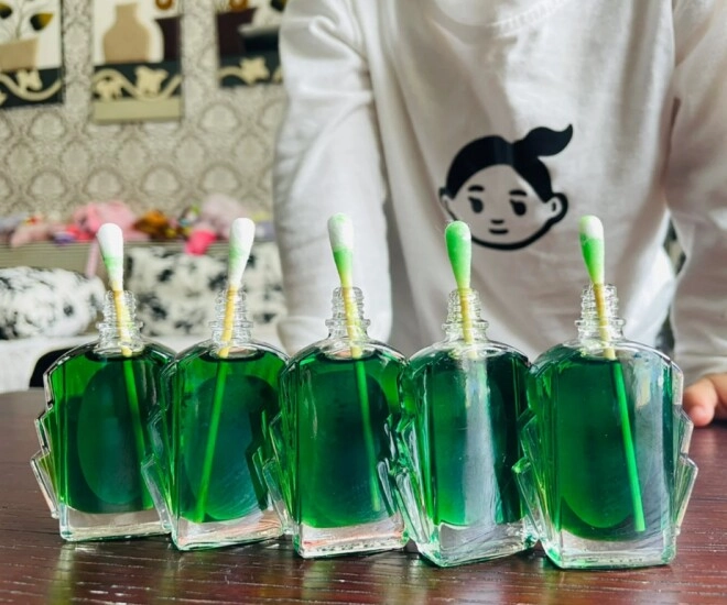Người thông minh thường cắm tăm bông vào lọ dầu gió nhiều rắc rối trong nhà được giải quyết trong tích tắc - 1