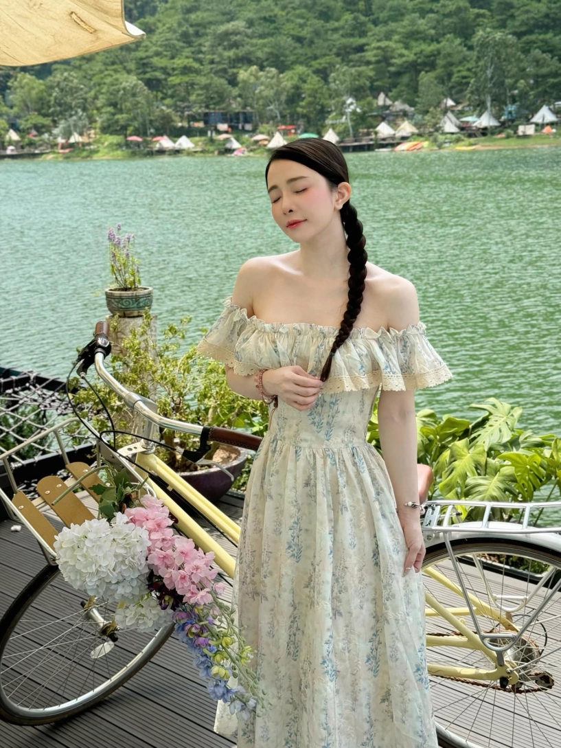 Người tình việt anh có nước sa trắng sứ chuộng mặc style gái quê vẫn hút hết mọi ánh nhìn - 4