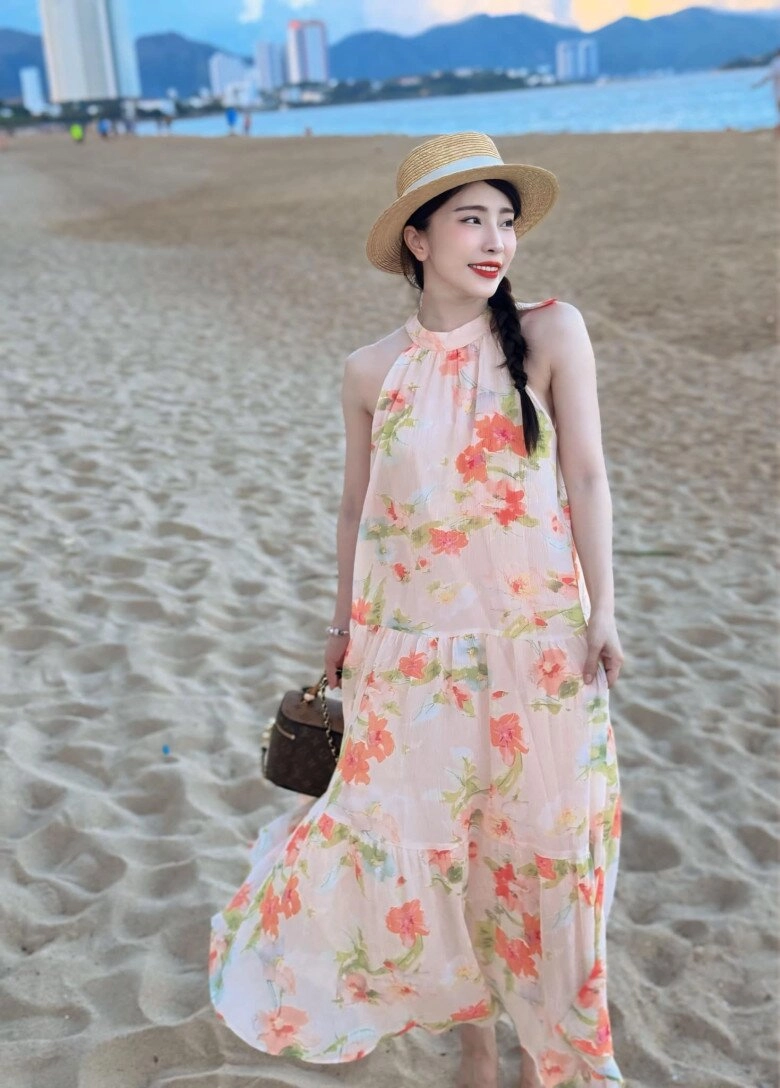 Người tình việt anh có nước sa trắng sứ chuộng mặc style gái quê vẫn hút hết mọi ánh nhìn - 6
