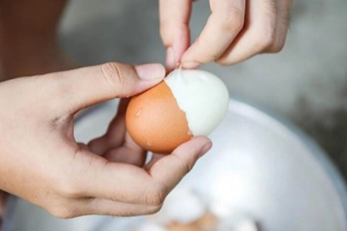 Những thực phẩm không nên cho vào lò vi sóng vừa không ngon lại mất công lau chùi thậm chí hại sức khỏe - 2