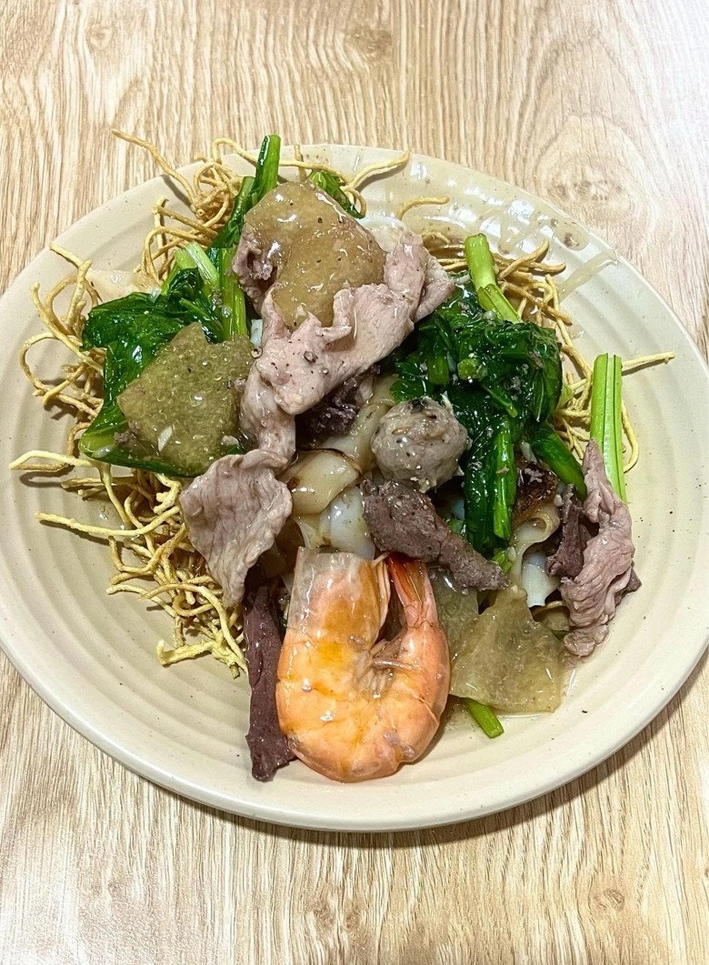Những tô cơm một mình đạm bạc của cindy thái tài - 12