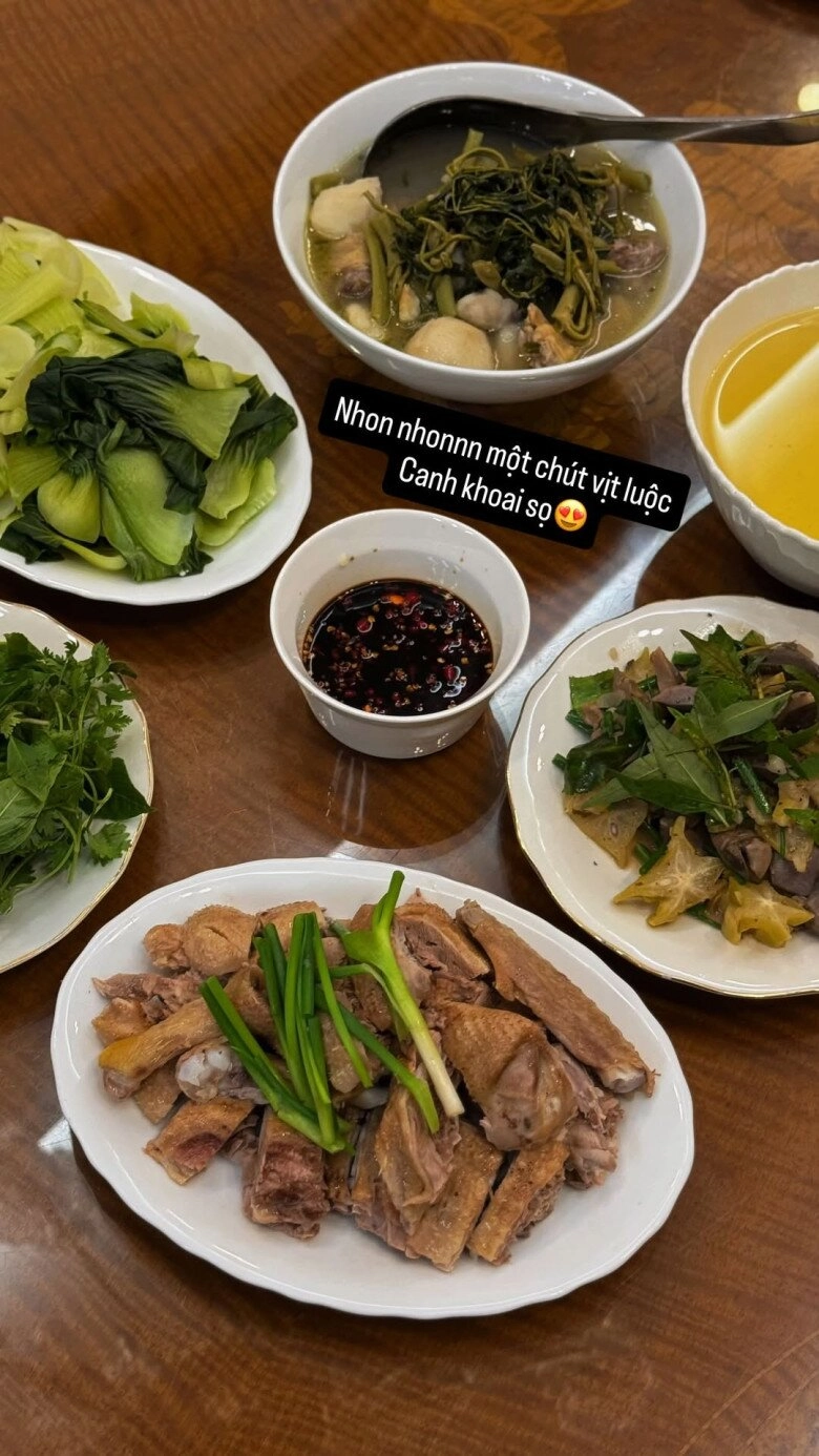 Niềm vui của mc mai ngọc mẹ bỉm chăm khoe những bữa cơm nhà đơn giản mà no căng rốn - 8