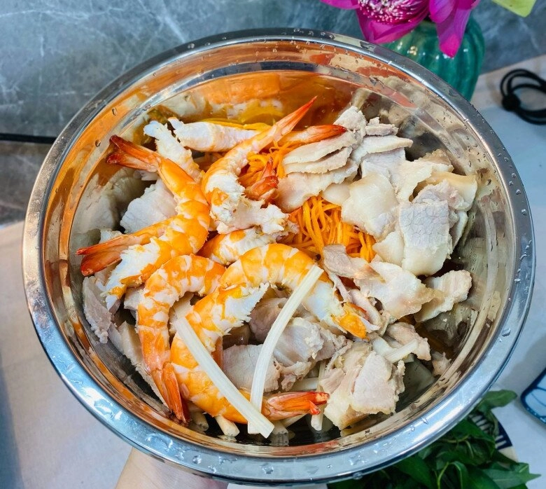 Nộm ngó sen tôm thịt giòn ngon chua chua ngọt ngọt thanh mát cho ngày hè - 9