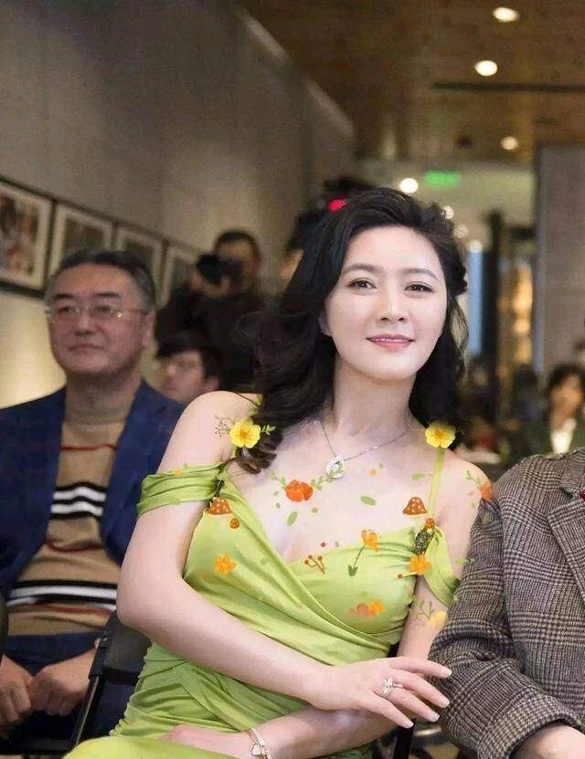 nữ thần đẹp nhất ở ẩn sinh con 12 năm sau mới nhận bố đứa trẻ là tỷ phú từ chối thừa kế 46 nghìn tỷ - 8