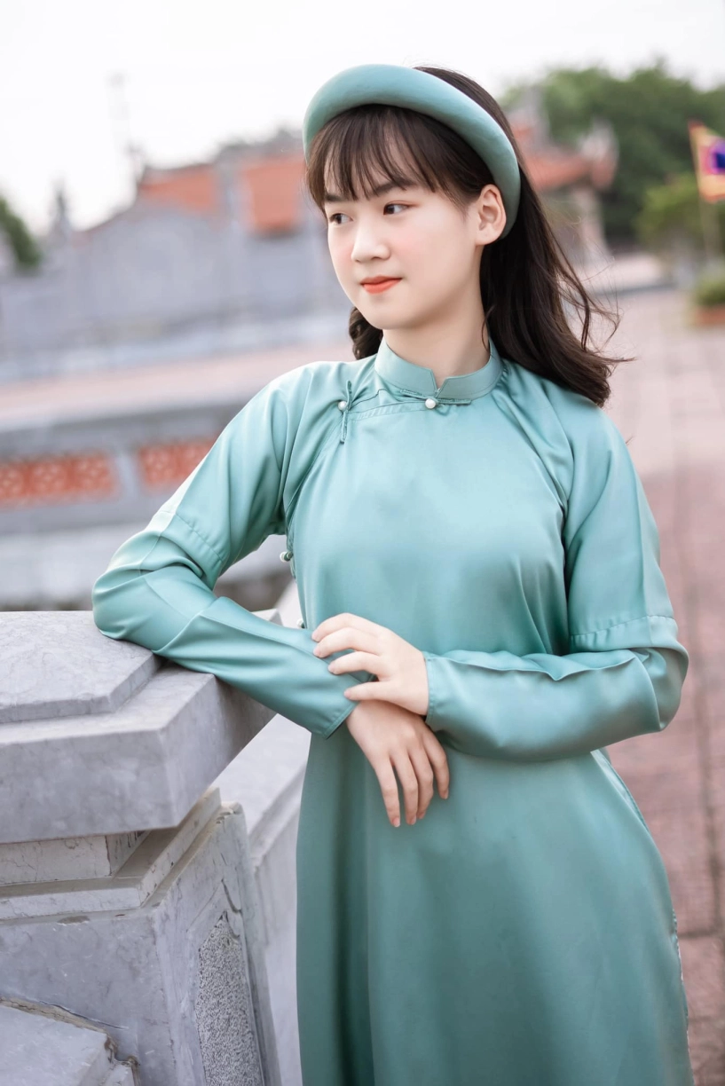 Nữ thủ khoa 17 tuổi đạt 30 điểm tuyệt đối visual như nàng thơ mặc áo 60 triệu nhìn giá bộ sưu tập túi hiệu càng choáng - 8