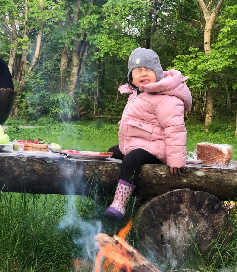 Nữ tiếp viên hàng không việt rời cabin sang phần lan làm mẹ tấm tắc nuôi con ở châu âu quá sướng được nhà nước cho tiền - 7