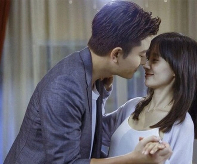 Nửa tháng sống chung với bạn trai của mẹ con cứ 7 giờ tối đòi đi ngủ biết lý do tôi lập tức chia tay - 1