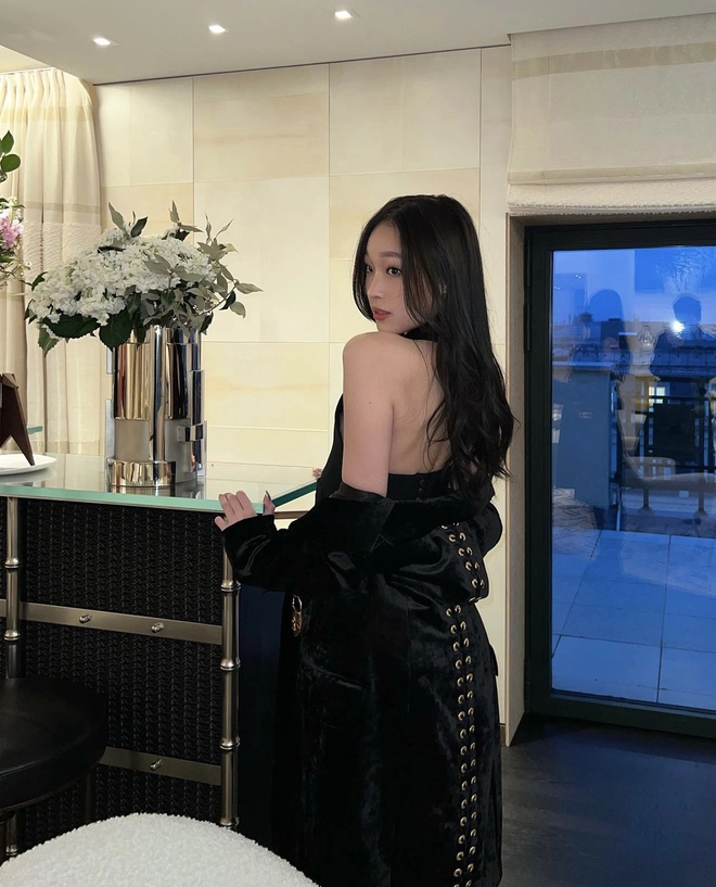 Phong cách thời trang của công chúa nhà tài phiệt sinh năm 2002 giản dị mà sang chuẩn quiet luxury khiến giới trẻ mê mẩn - 3