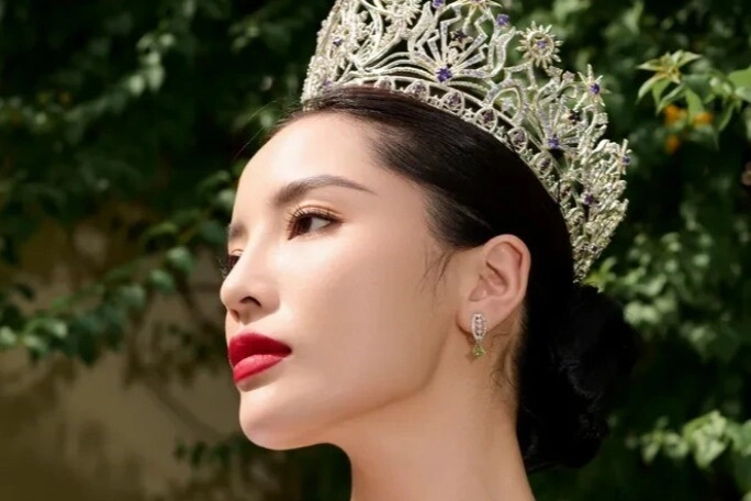 Quá khứ chỉ là diễn viên phụ mỹ nhân 9x đăng quang hoa hậu liền đổi đời làm nên lịch sử ở miss universe - 2