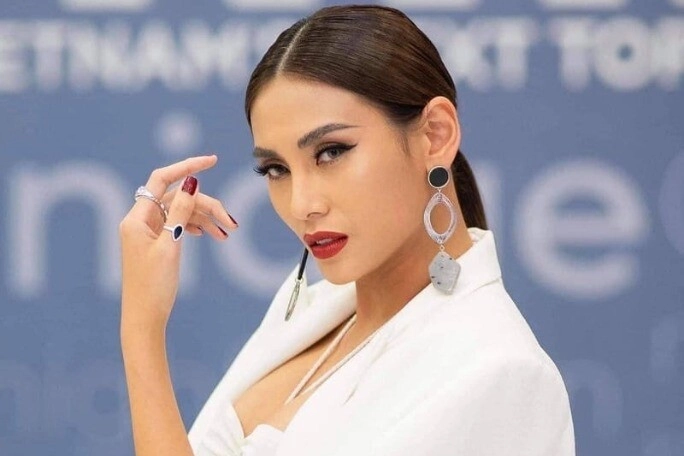 Quá khứ chỉ là diễn viên phụ mỹ nhân 9x đăng quang hoa hậu liền đổi đời làm nên lịch sử ở miss universe - 4