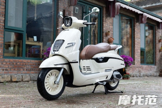 Ra mắt mẫu xe ga 250cc mới dáng hoài cổ mạnh mẽ giàu công nhệ nhưng giá cực rẻ chỉ 54 triệu vnđ - 7
