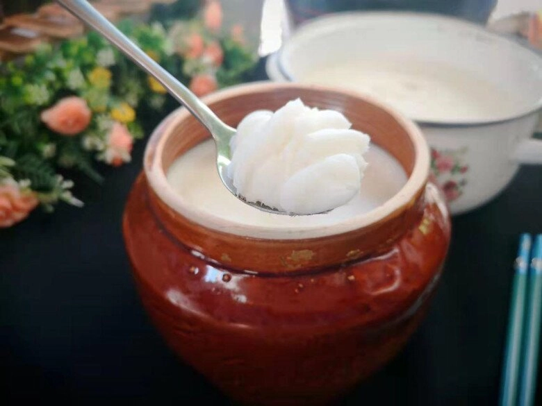 Rán mỡ lợn người sành ăn đổ thêm bát nước này vào làm mỡ trắng tinh thơm phức tóp giòn tan tôi thấy hiệu quả liền làm theo - 1