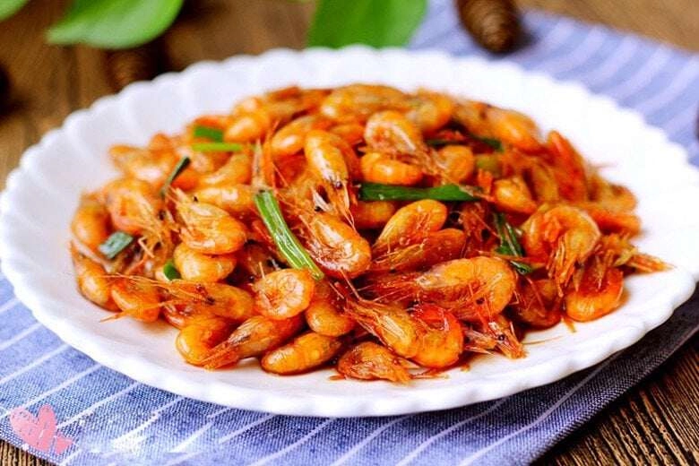 Rang tôm tuyệt đối không cho thứ nước này tôm sẽ bị mềm kém giòn ngon - 2