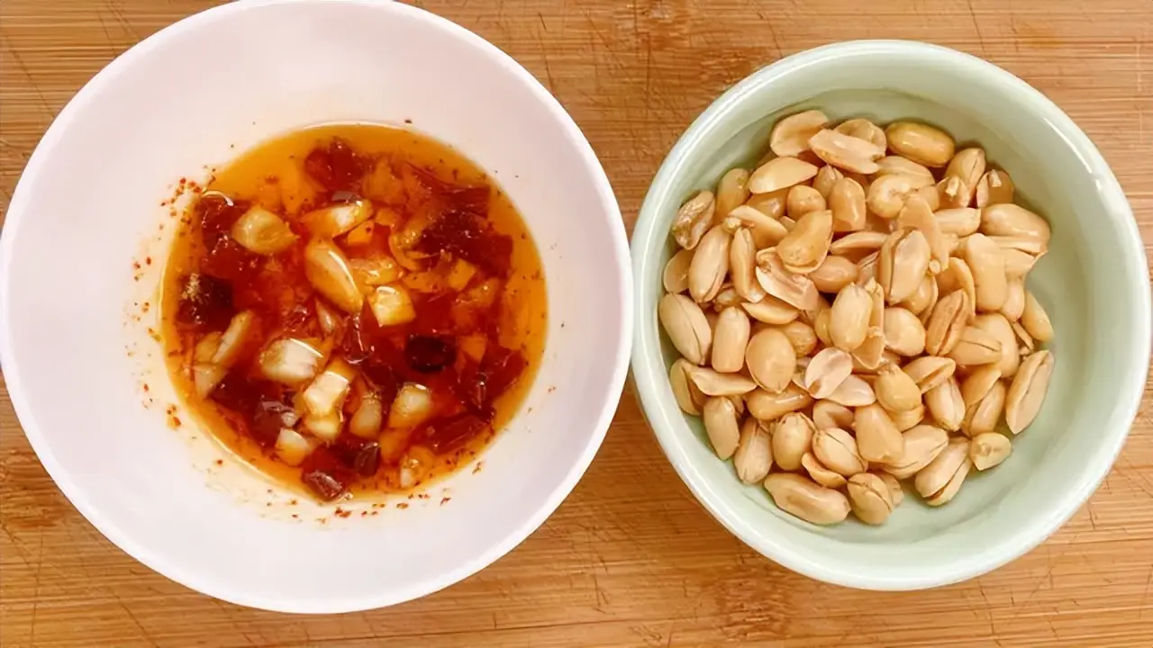 Rất nhiều người bỏ qua loại rau này hàm lượng canxi cực cao còn tốt hơn cả tôm khô đem trộn gỏi cực ngon mát - 3