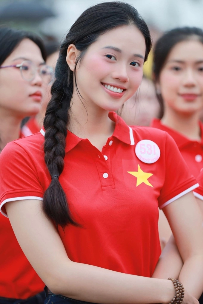 Sắc vóc bản sao đỗ thị hà tại hoa hậu việt nam - 7