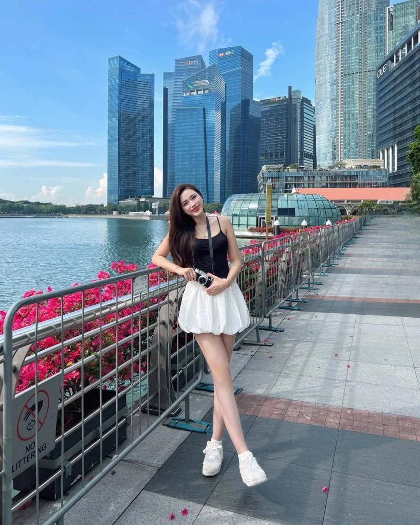 Sao việt tôn dáng với váy áo hai dây mùa nóng - 2