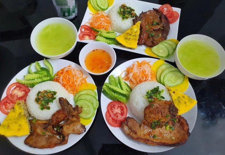 Sắp cuối tuần làm đặc sản cơm tấm sài gòn thơm ngon dễ nấu tại nhà cho gia đình thưởng thức - 8