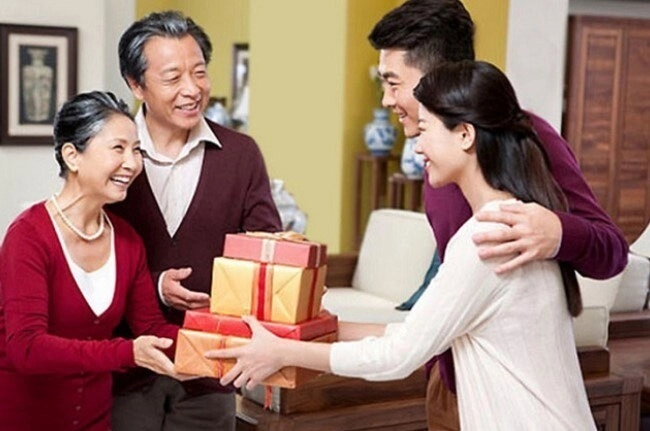 Sinh nhật cháu bà ngoại tặng 1 triệu bà nội mang tới một cuốn sổ đỏ tôi ôm convề nhà mẹ đẻ - 2
