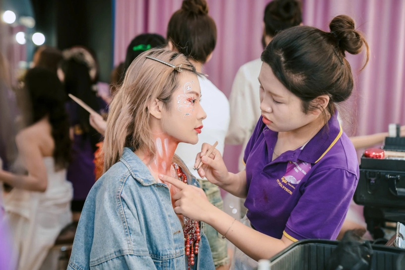 Sinh viên fpt polytechnic nhận mưa giải thưởng tại cuộc thi làm đẹp quốc tế - 4