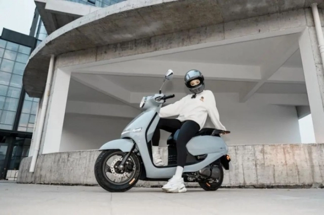 Sn09 chiếc xe tay ga 125cc ngon bổ rẻ khiến dân mạng xôn xao - 3