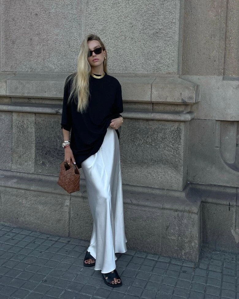 Sở hữu chân váy trắng nhưng không biết phối với gì trong tủ đồ 5 outfit cứu nguy chuẩn xinh cứ diện là đẹp - 2