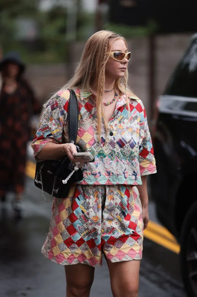 Street style mùa hè và các bản phối đầy cảm hứng không thể bỏ qua váy maxi - 4