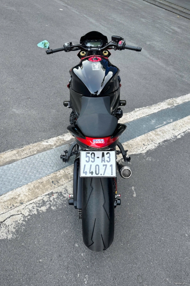 Suzuki gsx-s1000 2018 - 32