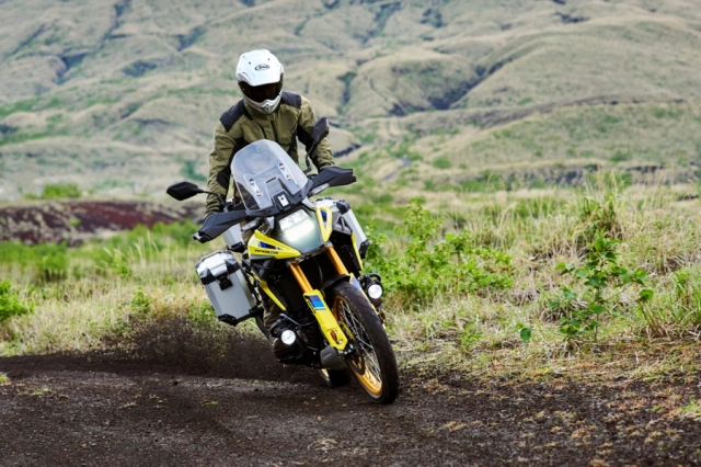 Suzuki hé lộ phiên bản v-strom 1050 de world tourer giúp vượt mọi giới hạn - 11