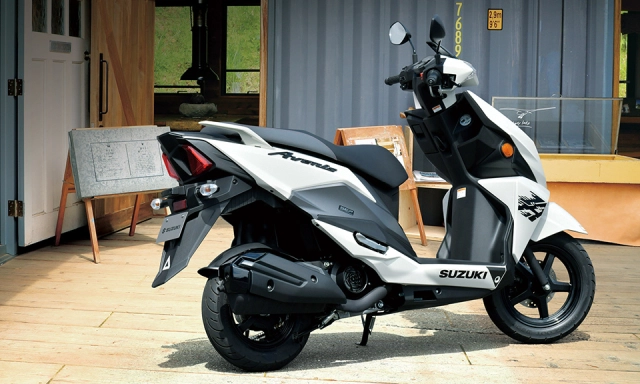 Suzuki ra mắt chú lừa avenis 125 2025 ngay tại quê nhà với giá quy đổi khoảng 45 triệu đồng - 3
