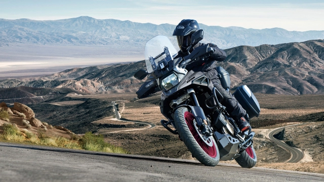 Suzuki v-strom 1050 - 12