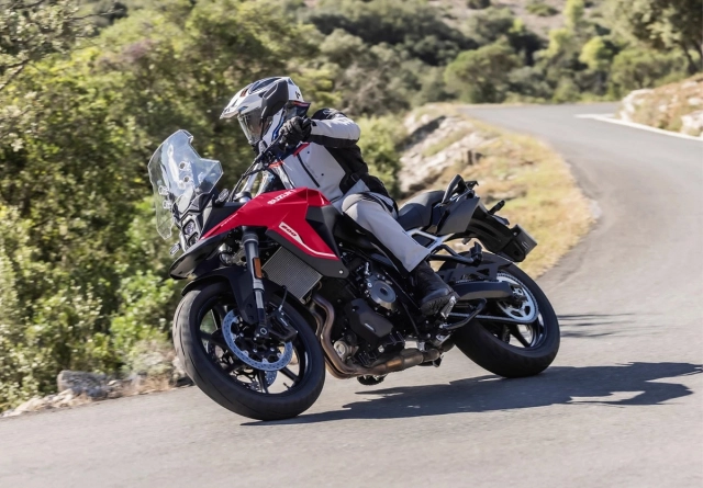 Suzuki v-strom 800 series adventure 2025 bùng nổ với diện mạo mới tại châu âu - 4