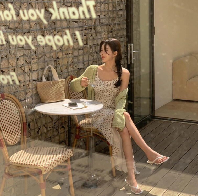 Tại sao không nên mặc váy ngắn với giày búp bê 4 quy tắc kết hợp giày với váy đẹp miễn chê giúp chân dài miên man - 13