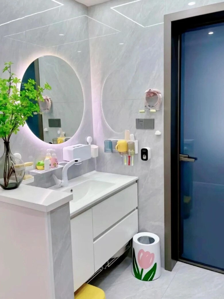 Tại sao ngày càng nhiều người không lắp bồn rửa mặt trong nhà tắm 3 thiết kế này tiện lợi hơn nhiều - 4